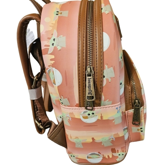 Loungefly Star Wars Baby Yoda Mandalorian Mini Backpack NEW